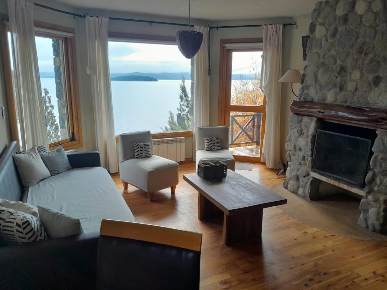 Lirolay Suites - Apart Hotel San Carlos de Bariloche Exterior foto